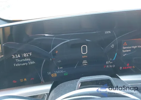 2024 Cadillac Lyriq Luxury W/1Sd z USA, uszkodzony, nr VIN 1GYKPRRK2RZ115425